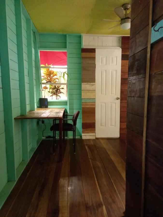 Casa Lumiere Appartement Bocas del Toro Buitenkant foto