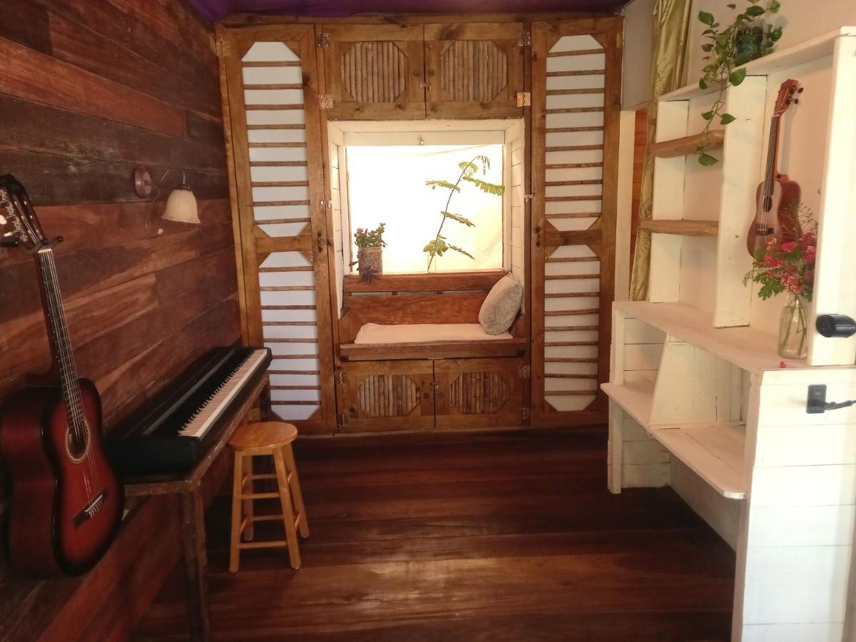 Casa Lumiere Appartement Bocas del Toro Buitenkant foto