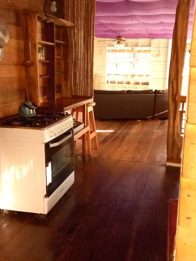 Casa Lumiere Appartement Bocas del Toro Buitenkant foto